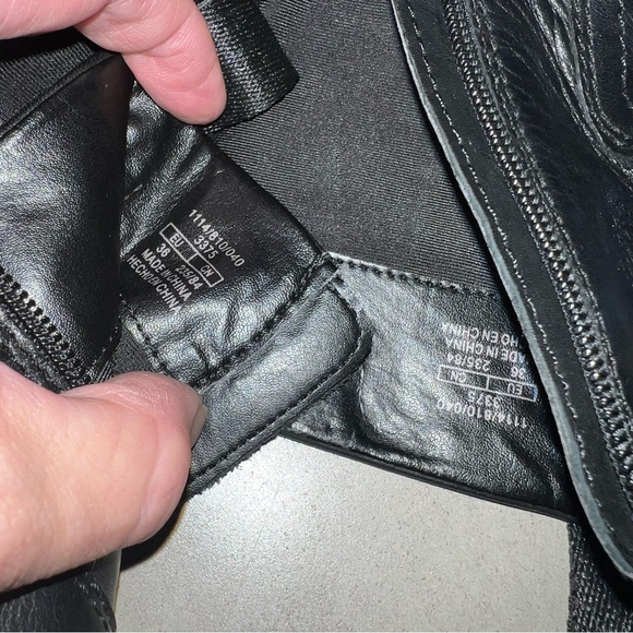 ZARA Genuine Leather Ankle Boot - Picture 8 of 8